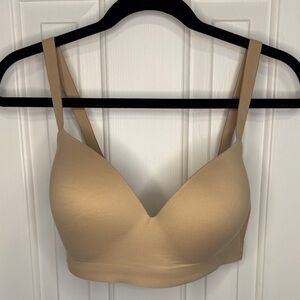 Soma Enbliss Wireless Seamless Beige Bra